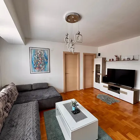 Modern & Luxury *